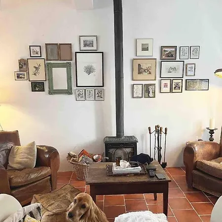 La Maison De Mama C: Charming French Village * Sainte-Colombe-sur-lʼHers