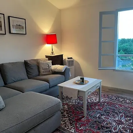 La Maison De Mama C: Charming French Village Villa