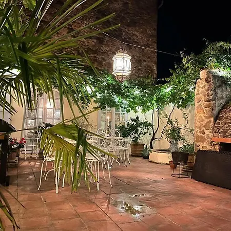 Villa La Maison De Mama C: Charming French Village *